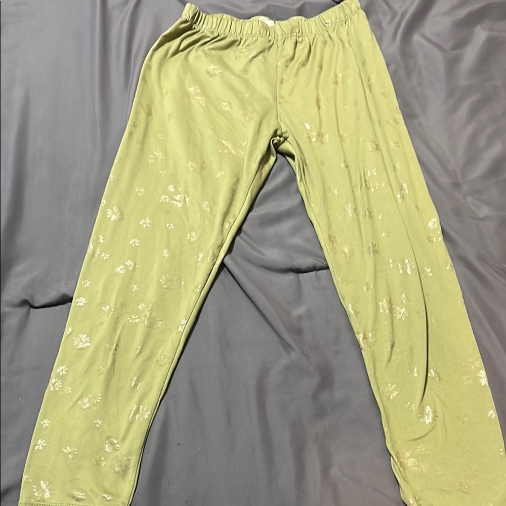 Girl’s Leggings in Light Green